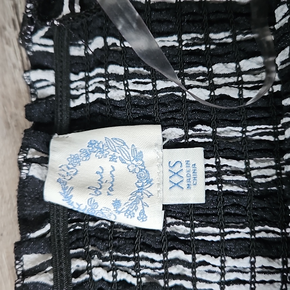 Jumper - Picture 3 of 3